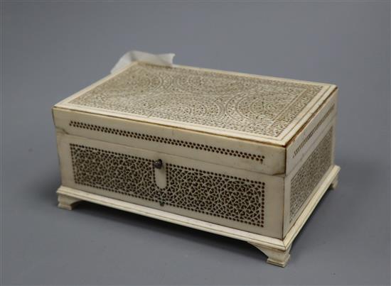 A 19th century Indian export ivory box width 13.5cm